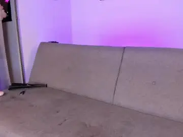 Chaturbate Adult Webcam of lovelyemma__