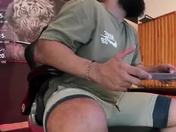 Chaturbate Best live sex cam show of luke__09