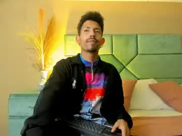Chaturbate Watch Live Sex Cams of noaahtylor
