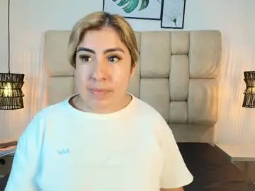 Chaturbate Free Live Porn of sarablonde_t