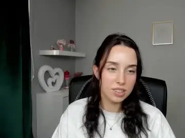 Chaturbate Sex Chat of adelesolo