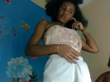 Chaturbate Adult Video Chat of mmyriame