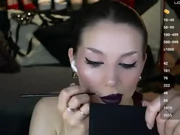 Chaturbate Sex Cam of mistress_darsy