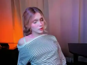 Chaturbate Live Porn of adeline_crash_