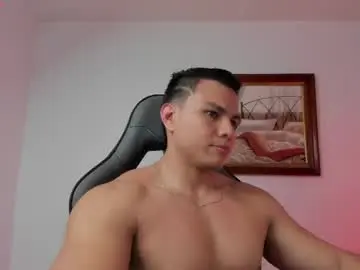 Chaturbate Best live sex cam show of roy__constance