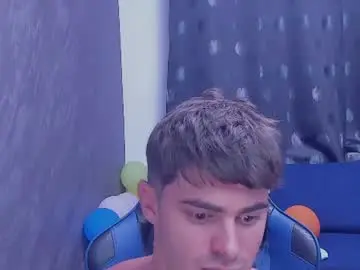 Chaturbate Live Sex Cam of greekgod199