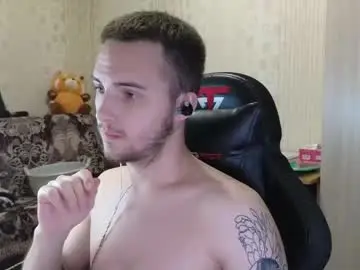 Chaturbate Live Porn of golden_boyyy21
