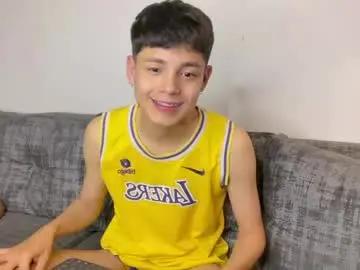 Chaturbate Live Porn of andy_belier
