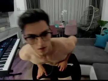 Chaturbate Live Sex Cam of johnnyk8