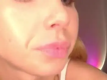 Chaturbate Sex Chat of emma_blush69