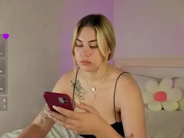 Chaturbate Free Porn Cam of momento_marie