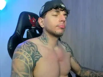 Chaturbate Private Sex Chat of derekmuller11