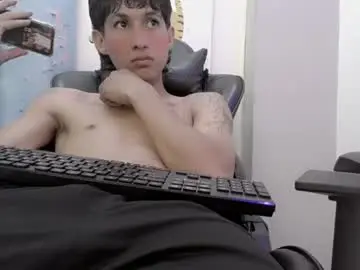 Chaturbate Free Porn Cam of liam_play