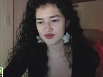 Chaturbate Live Sex Cam of yourdreamgirl2025