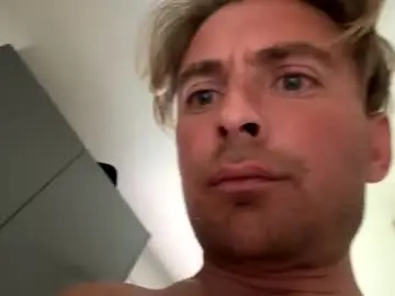 Chaturbate Private Sex Chat of onlyloveyoutwice2016
