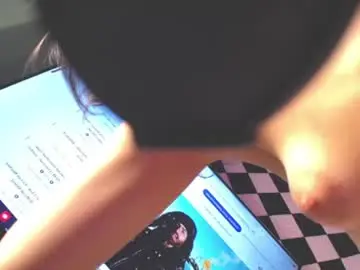 Chaturbate Free Porn Cam of hera_069