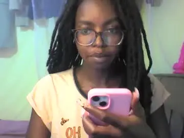 Chaturbate Live Sex Cam of ebonymuse2