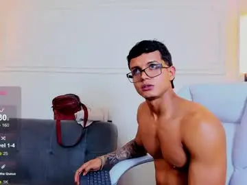 Chaturbate Live Sex Cam of paradise_boy_s