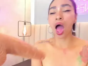 Chaturbate Adult Webcams of leamonroe__