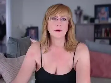 Chaturbate Best live sex cam show of summerknightzzz