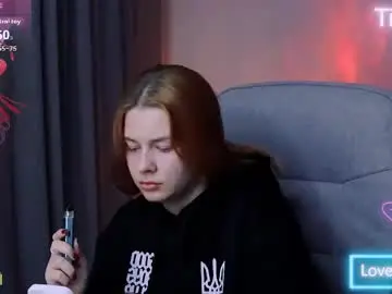 Chaturbate Live Sex Cam of red__dizzy
