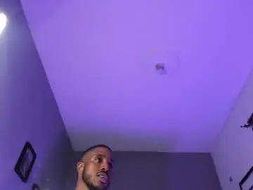 Chaturbate Adult Webcams of adamart7