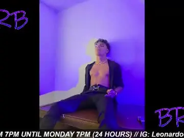 Chaturbate Free Live Porn of james1lee_