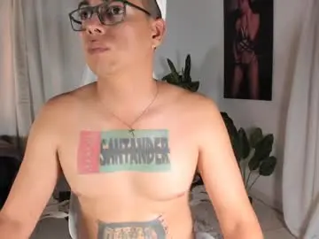 Chaturbate Live Sex Cam of sergiocamiloa_30