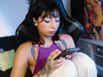 Chaturbate Best live sex cam show of jaadee18