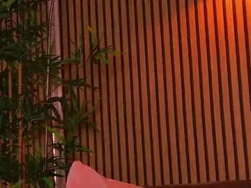 Chaturbate Best live sex cam show of khloedaviss