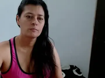 Chaturbate Live Porn of adriana_milf