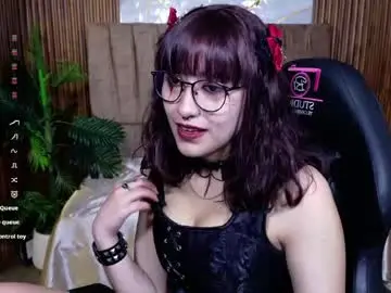 Chaturbate Watch Live Sex Cams of kairy_tay