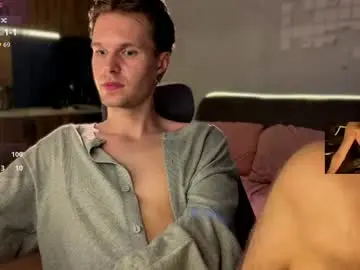 Chaturbate Adult Webcam of leonnextdoor