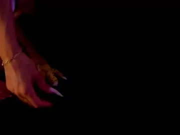 Chaturbate Live Sex Cam of feetvibe