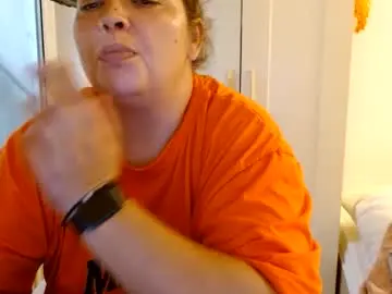 Chaturbate Nude Webcam of curvymomylore