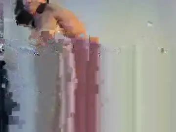 Chaturbate Live Sex Cam of holly_nicole18