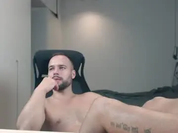 Chaturbate Best live sex cam show of sandro_best