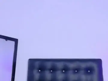 Chaturbate Live Sex Cam of skinny_hottie18