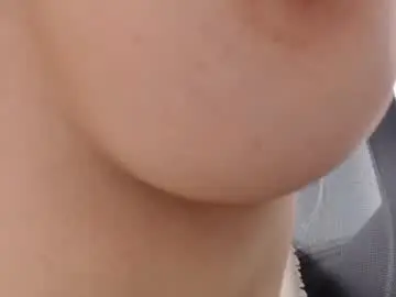 Chaturbate Free Live Porn of sweet_lil_thing