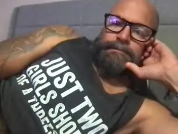 Chaturbate Live Sex Cam of pleasesitonmycock
