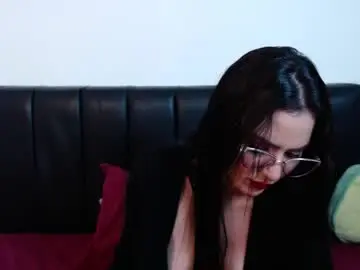 Chaturbate Sex Cam of karlota_hank