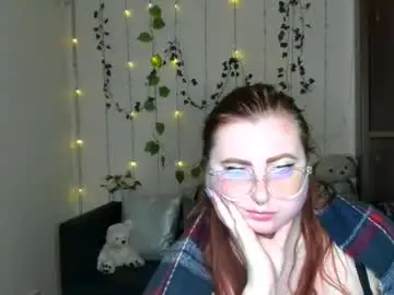Chaturbate Sex Cam of alicia_side_red