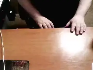 Chaturbate Live Sex Cam of rwzar_1965