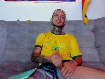 Chaturbate Adult Webcams of valentino_bel