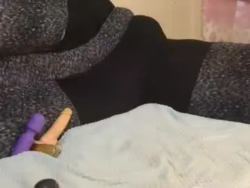 Chaturbate Live Sex Cam of divineassgoddess
