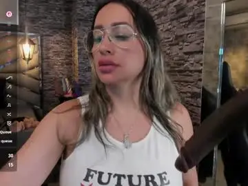 Chaturbate Free Porn Cam of nicolle__doll