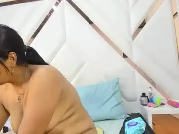 Chaturbate Live Porn of valeria_gil_