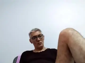 Chaturbate Live Sex Cam of cucaio18