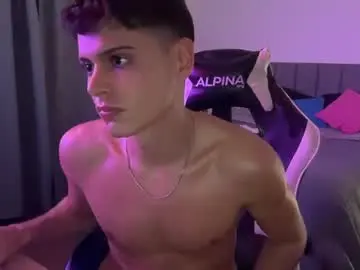 Chaturbate Free Porn Cam of thomassex0