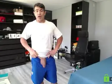 Chaturbate Watch Live Sex Cams of latino23bom